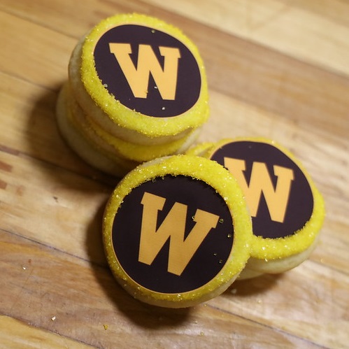 Photo of Brown and Gold W Sugar Cookies (12 count)